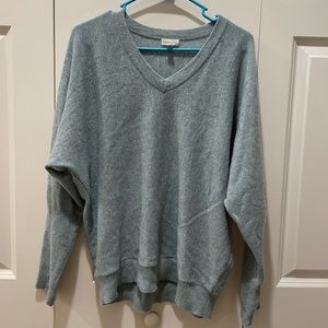 EUC Garnet Hill Cashmere V-Neck Pullover!